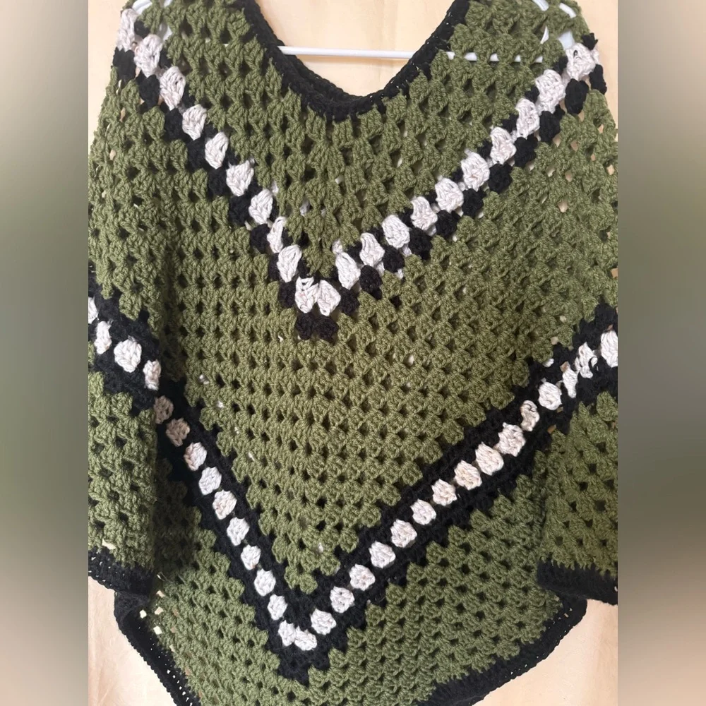 Crochet Poncho, Women’s size Large Handmade Army Green Color Crochet Poncho - Picture 2 of 6